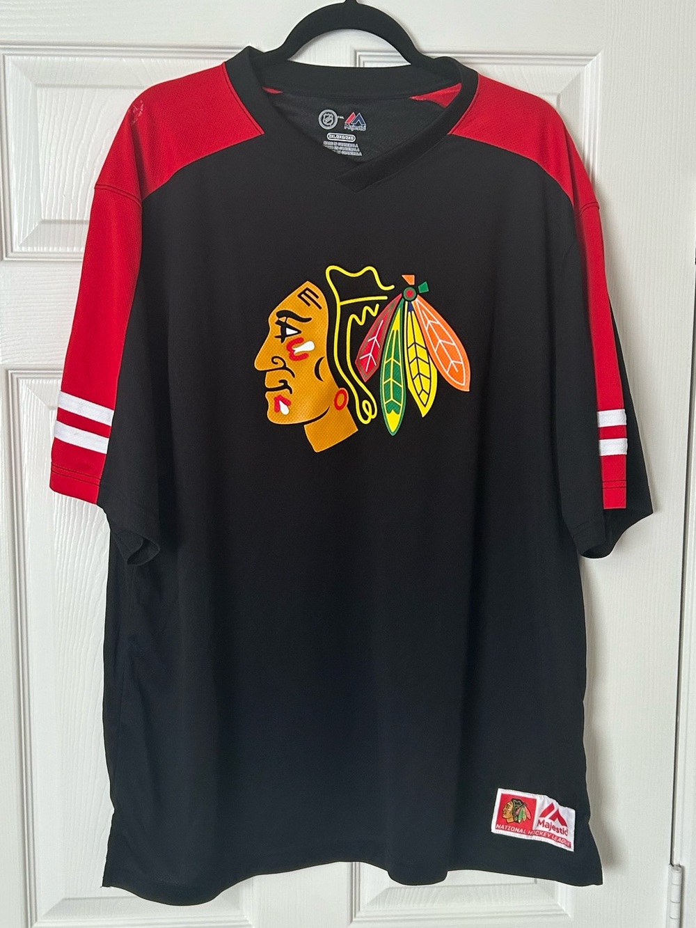 Chicago Blackhawks Majestic NHL Quick Play Jersey Shirt - Mens 2XL - Black / Red